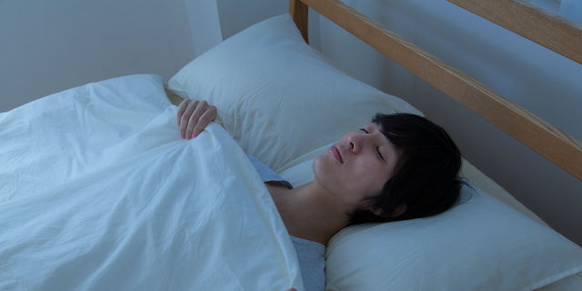 週末の寝だめは体に悪い?“睡眠負債”の効果的な返済方法