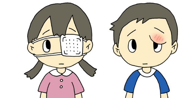 目が腫れている少年少女
