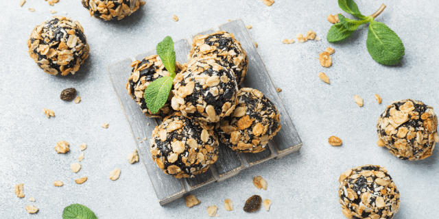 おしゃれにタンパク質を！お手軽「ブリスボール」の作り方