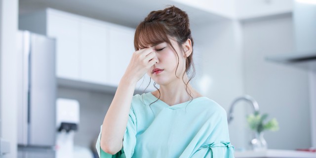 在宅勤務で目を酷使。つらい疲れ目とドライアイ…どうすればいい？