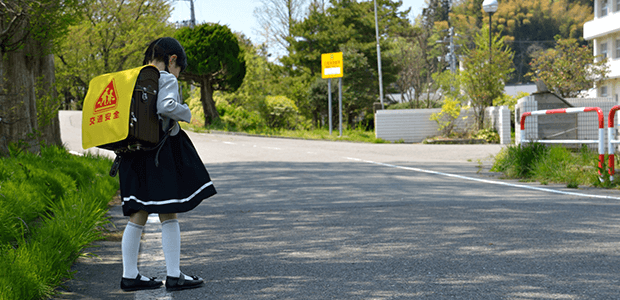 子どもの不登校の原因にもなる【分離不安障害】って何？