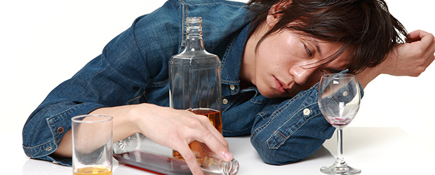 毎日晩酌、深酒、記憶が飛ぶ? あなたの「アルコール依存度」をチェックしてみましょう!