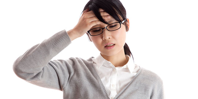 同じような頭痛が何度も起こる?それ、「偏頭痛」かも。かんたんチェックで調べてみよう
