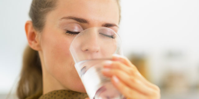 水
