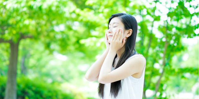 《美容効果抜群》椿油と馬油のオススメ使用方法とは?日常ケアにプラスしよう