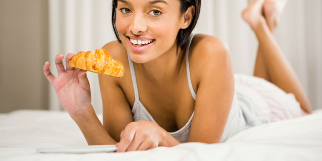 就寝前にしがちな7つのタブー 睡眠を邪魔する悪影響とは?《名医のTHE太鼓判!》