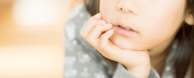 “幼児うつ”が増えているってホント?その症状と原因
